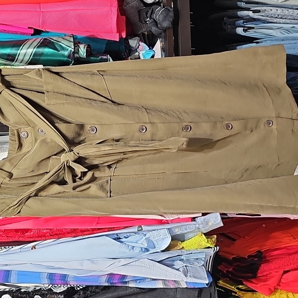 Old Navy Green Midi Skirt with Tie Front - Picture 2 of 4